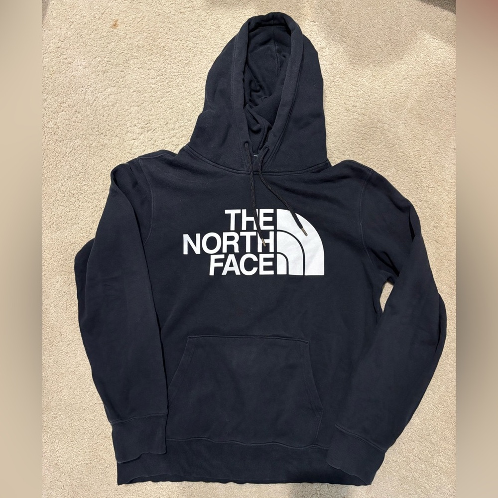 The North Face Black Sweater Classic Design